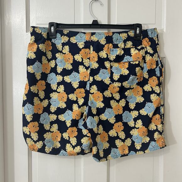 Pusser’s West Indies Men’s Swim Trunks MEDIUM Navy‎ Multi Floral - Picture 2 of 5